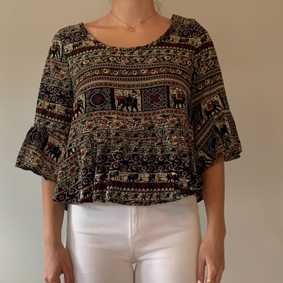 Multi-patterned top - Picture 1 of 4